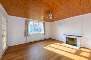Sitting Room- click for photo gallery